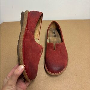Born Red Tropi Flat Loafers Size 9